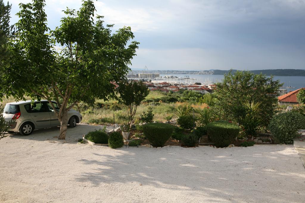 Apartment Nives Τρογκίρ Εξωτερικό φωτογραφία
