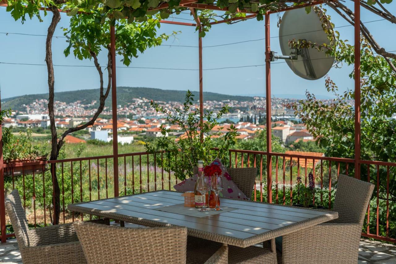 Apartment Nives Τρογκίρ Εξωτερικό φωτογραφία
