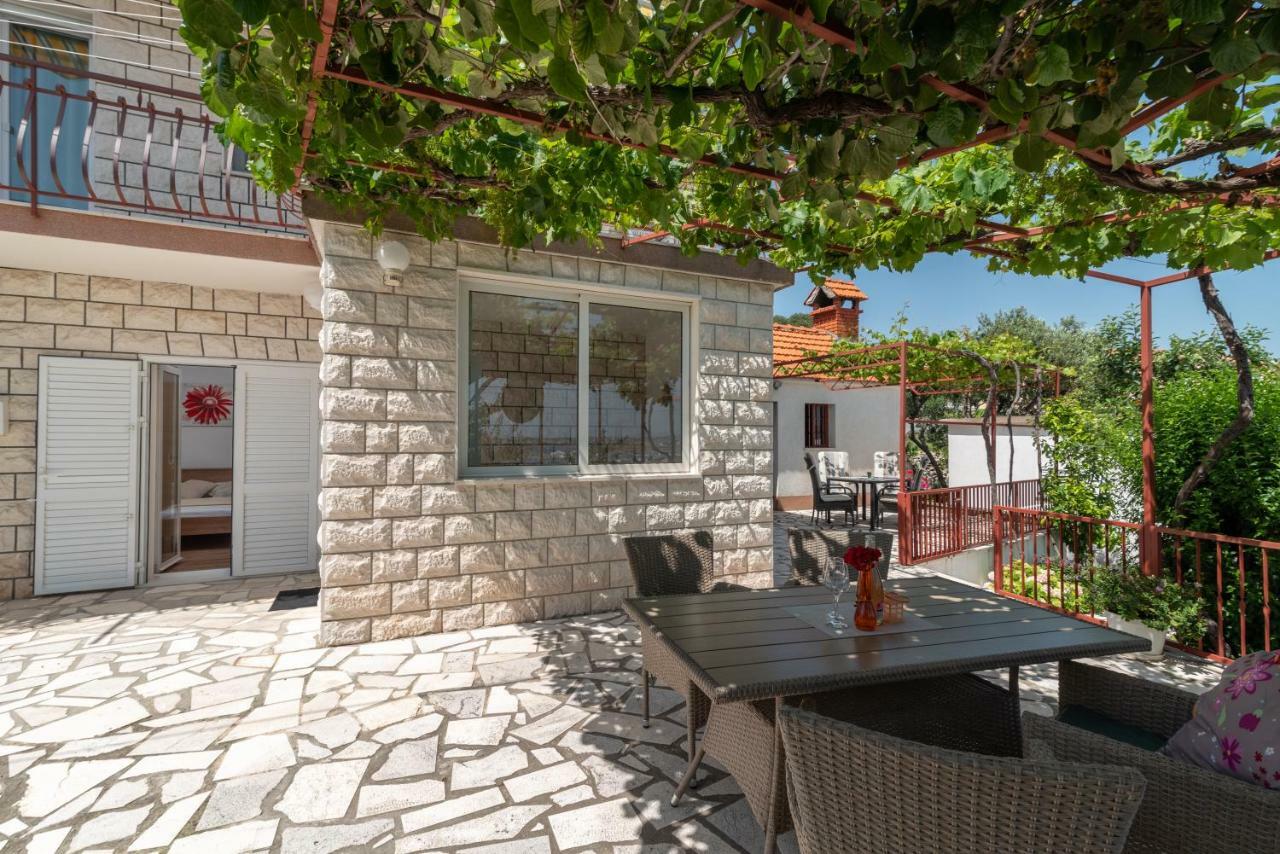 Apartment Nives Τρογκίρ Εξωτερικό φωτογραφία